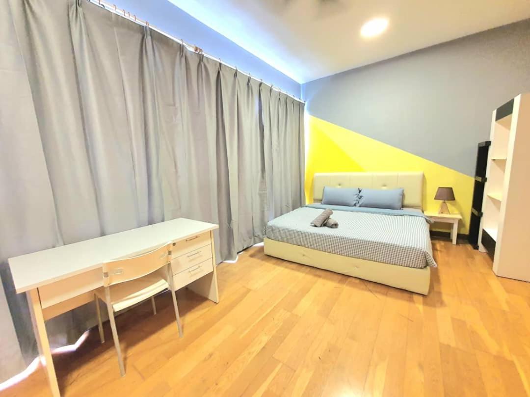 קואלה לומפור Regalia Suites Klcc View Rooftop Infinity Pool By Angkasa Homes מראה חיצוני תמונה