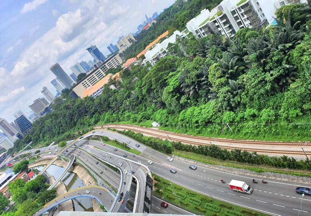 קואלה לומפור Regalia Suites Klcc View Rooftop Infinity Pool By Angkasa Homes מראה חיצוני תמונה